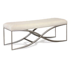 Ensemble de chambre à coucher Roundhill Furniture Mantalia en bois massif, comprenant un lit à panneaux, une commode, un miroir, deux tables de chevet et un banc, couleur champagne.