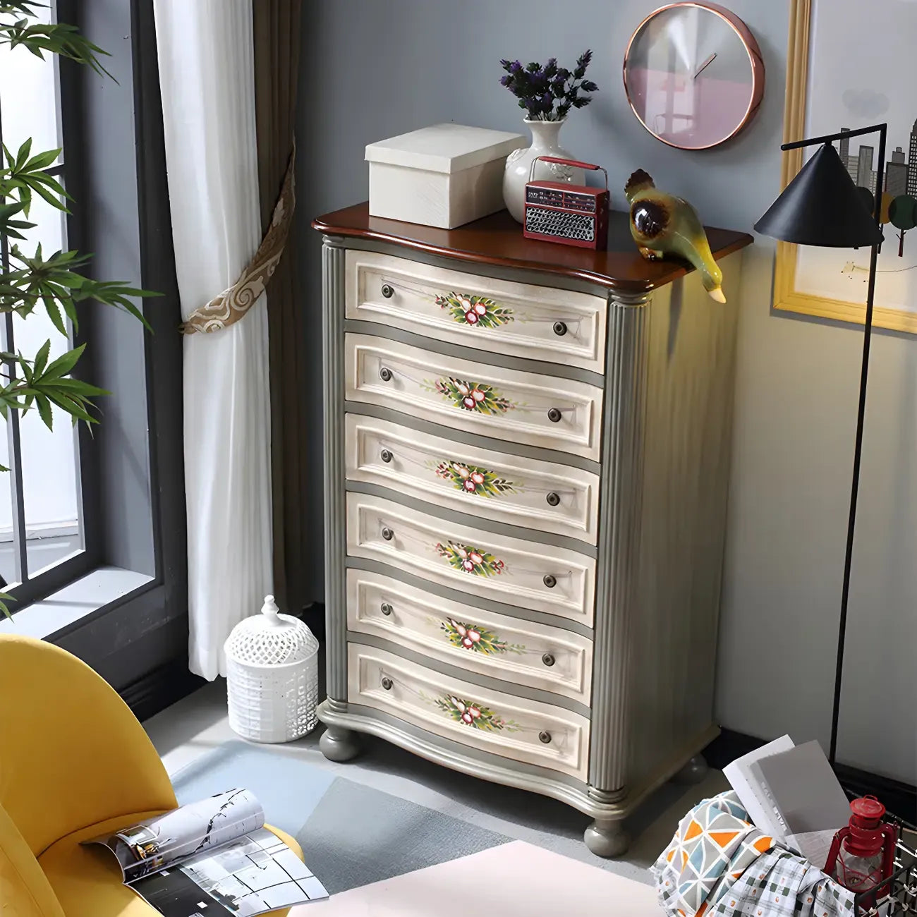 Commode vintage en bois gris à motif floral et 6 tiroirs pour la maison