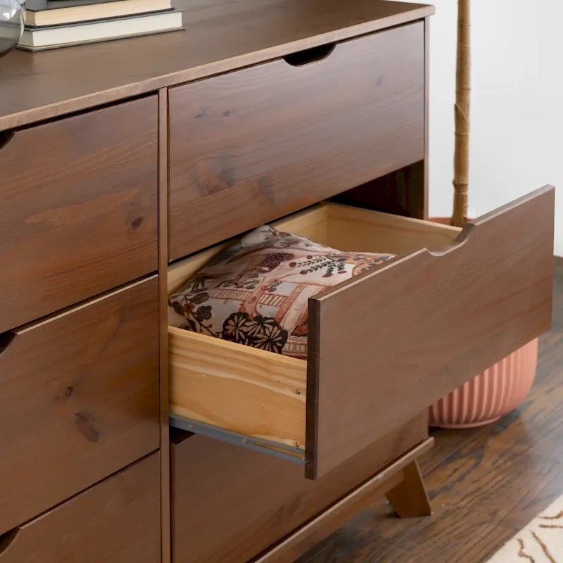 Ensemble de chambre à coucher 3 pièces en bois de pin Purcell avec commode à 6 tiroirs et tables de chevet à 3 tiroirs (ensemble de 2)