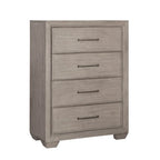 Ensemble de chambre à coucher Roundhill Furniture Ennesley en bois gris avec lit à panneaux rembourrés, commode, miroir, 2 tables de chevet et commode haute.