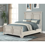 Ensemble de chambre à coucher Roundhill Furniture Renova en bois parchemin vieilli, comprenant un lit à panneaux, une commode, un miroir et une table de chevet.