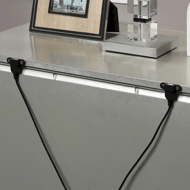 Ensemble lit et tables de chevet 3 pièces Luela Glam Champagne Wood avec port USB par Furniture of America