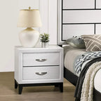 Ensemble de chambre à coucher contemporain Roundhill Furniture Stout, finition blanche, comprenant un lit à panneaux, une commode, un miroir et deux tables de chevet.