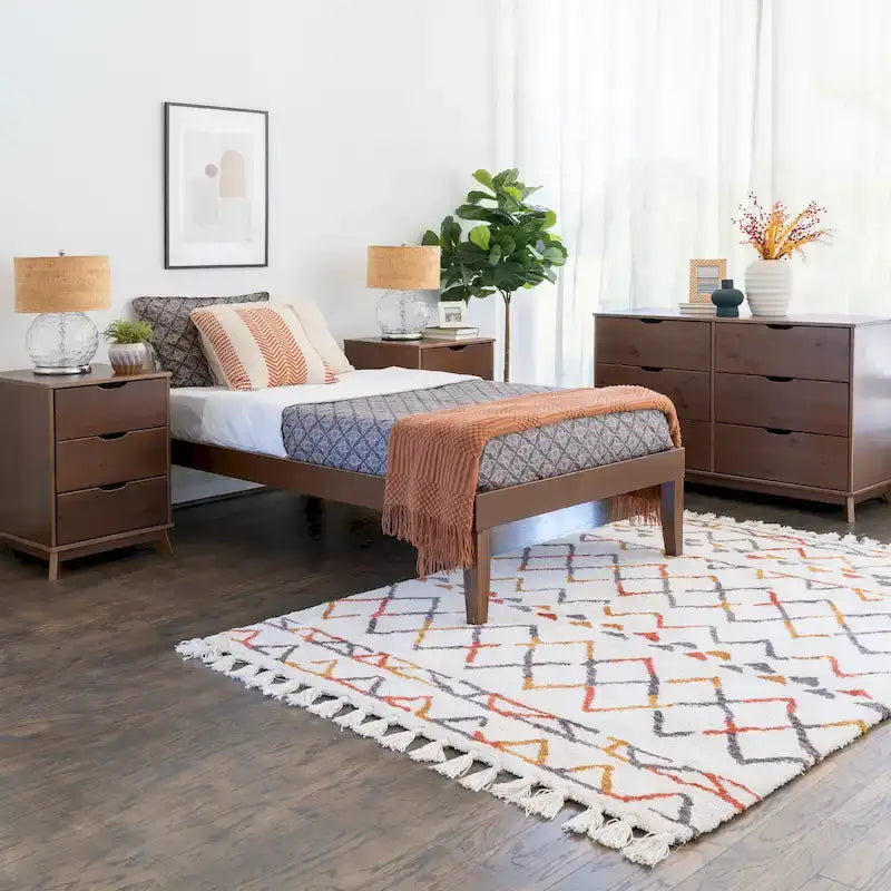 Ensemble de chambre à coucher Purcell 4 pièces avec commode à 6 tiroirs et 2 tables de chevet