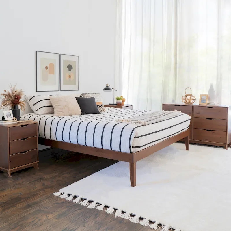 Ensemble de chambre à coucher Purcell 4 pièces avec commode à 6 tiroirs et 2 tables de chevet
