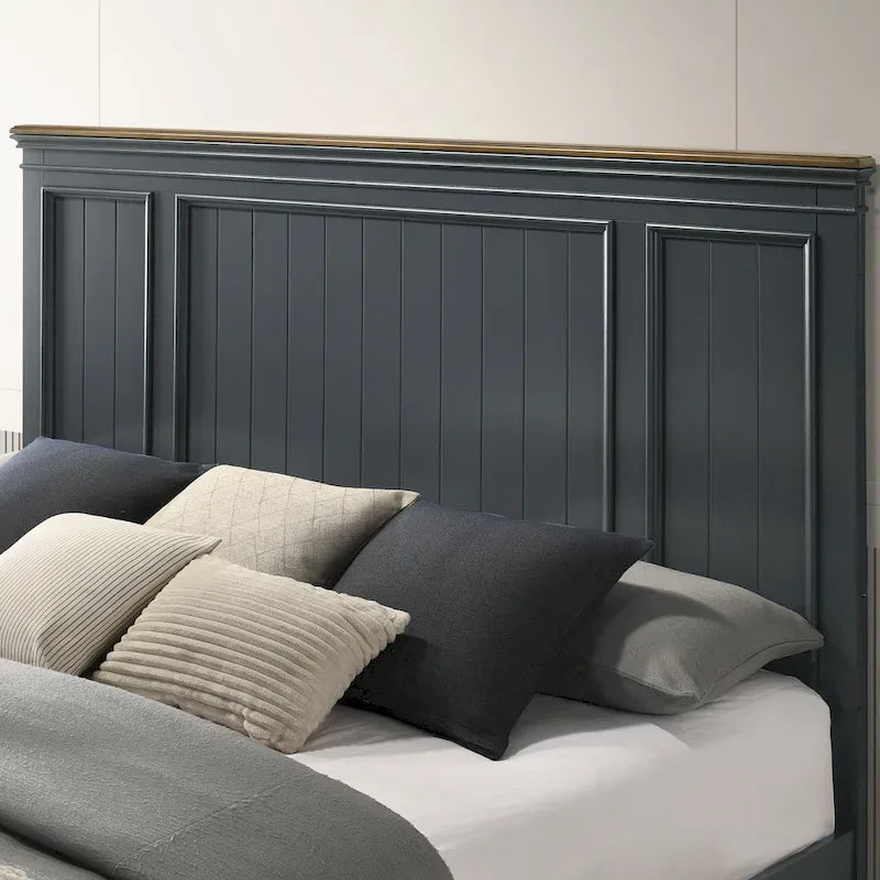 Ensemble de chambre à coucher en bois Clelane de Roundhill Furniture comprenant un lit, une commode, un miroir et une table de chevet