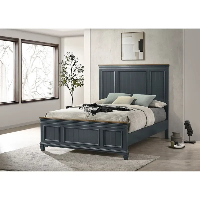 Ensemble de chambre à coucher en bois Clelane de Roundhill Furniture comprenant un lit, une commode, un miroir et une table de chevet