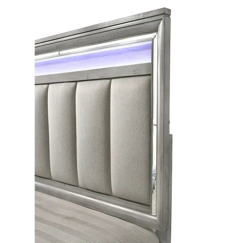 Ensemble de chambre à coucher Evonne 6 pièces gris avec panneaux rembourrés et éclairage LED