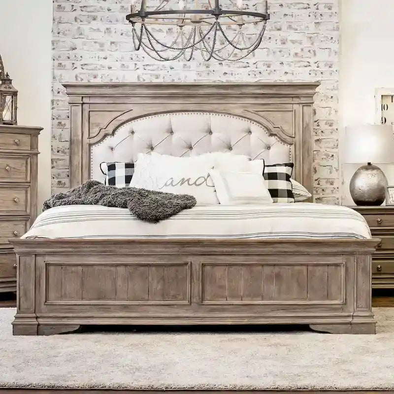 Ensemble de chambre à coucher Steve Silver Havenwood 6 pièces avec panneaux rembourrés