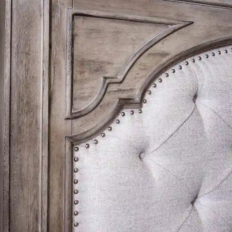 Ensemble de chambre à coucher Steve Silver Havenwood 6 pièces avec panneaux rembourrés