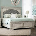 Ensemble de chambre à coucher Steve Silver Havenwood 6 pièces avec panneaux rembourrés