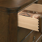 Ensemble de chambre à coucher 3 pièces en bois Roundhill Furniture Maderne, comprenant un lit à panneaux et deux tables de chevet, finition noyer antique