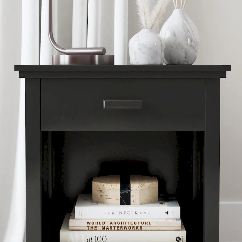 Ensemble lit queen et table de chevet 2 pièces en bois noir Oak Park de Homestyles