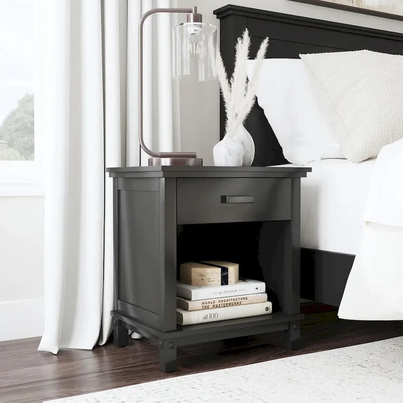 Ensemble lit queen et table de chevet 2 pièces en bois noir Oak Park de Homestyles