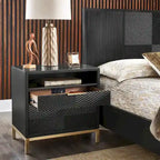 Ensemble de chambre à coucher Elea à chevrons sculptés par iNSPIRE Q Bold