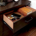 Ensemble lit et table de chevet Epona rustique en bois de noyer foncé (2 pièces) par The Gray Barn