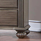 Ensemble de chambre à coucher traditionnel 3 pièces Vame en bois gris avec deux tables de chevet, par Furniture of America