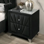 Ensemble de chambre à coucher 5 pièces Ambrosia Glam en tissu noir capitonné avec clous décoratifs, par Furniture of America