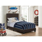Set da camera da letto imbottito Warwick Brown e Dark Cocoa, 4 pezzi