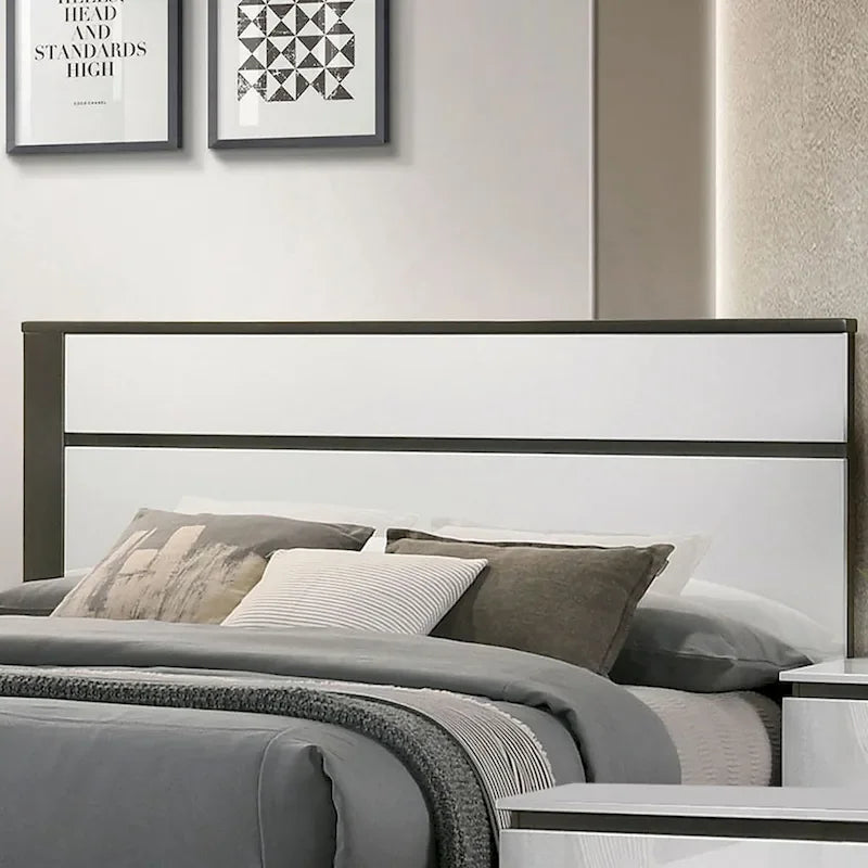 Ensemble de chambre à coucher moderne Conjira en bois blanc, 5 pièces, plateforme (USB) par Furniture of America