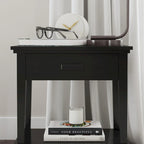 Lit King en bois noir Oak Park et deux tables de chevet