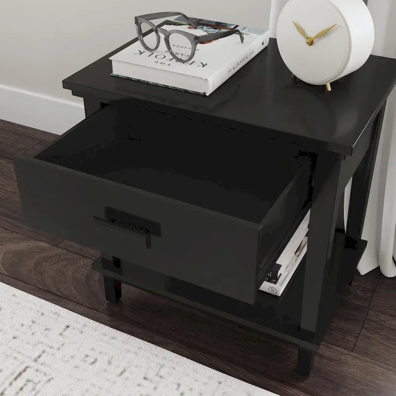 Lit King en bois noir Oak Park et deux tables de chevet