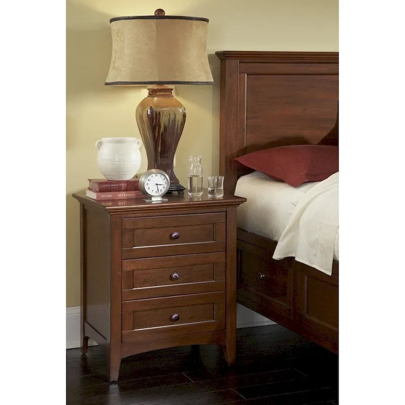 Collection de chambre à coucher Simply Solid Aiden en bois massif, 6 pièces, lit king size