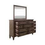 Ensemble de chambre à coucher style ferme américaine comprenant un lit, une commode, un miroir et une table de chevet