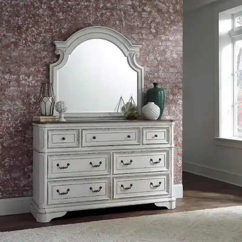 Ensemble lit traîneau, commode et miroir Magnolia Manor, revêtement blanc antique et écorce patinée