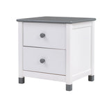 Ensemble de chambre à coucher 3 pièces comprenant un lit plateforme double, une table de chevet et une commode de rangement, blanc et gris.