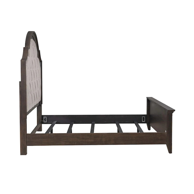 Lit, commode, miroir et table de chevet rembourrés couleur marron selle de Paradise Valley