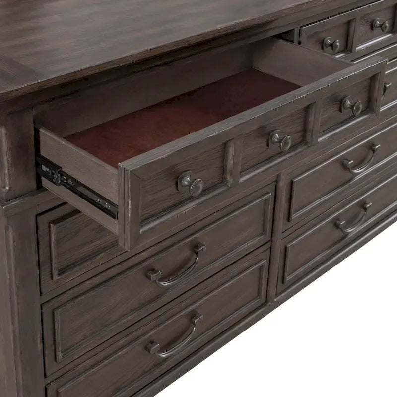 Lit, commode, miroir et table de chevet rembourrés couleur marron selle de Paradise Valley