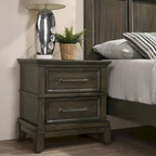 Ensemble de chambre à coucher à panneaux gris traditionnel Evva de Furniture of America, 5 pièces