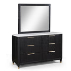Ensemble de chambre à coucher Shelby 4 pièces à panneaux noirs rembourrés