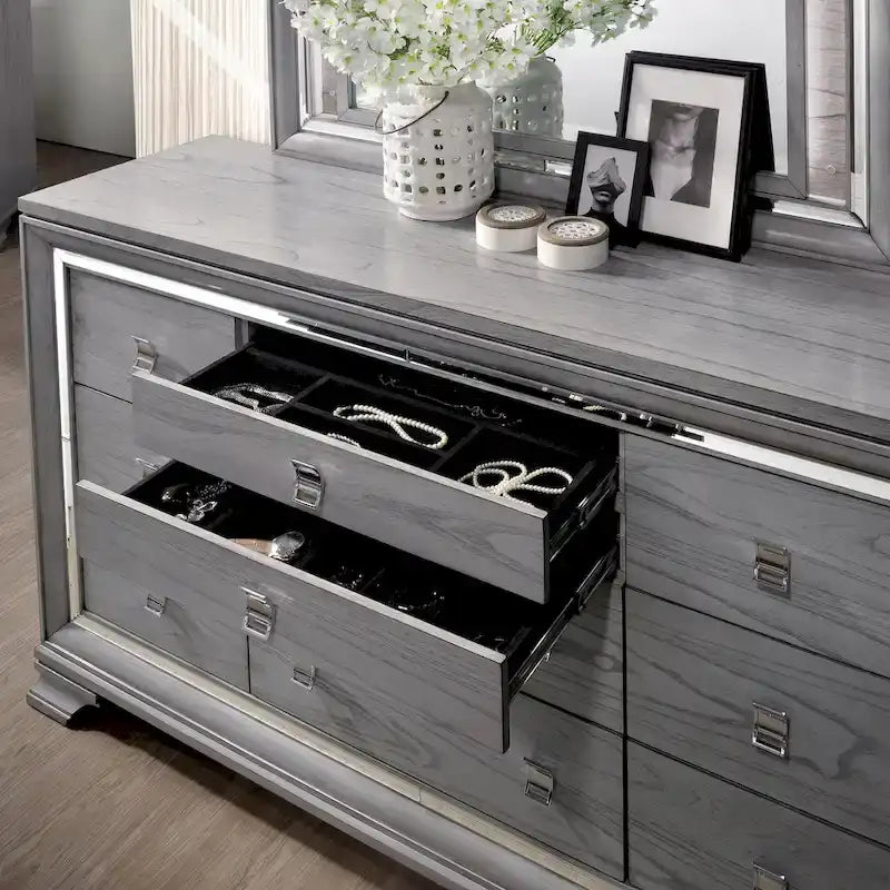 Ensemble de lit, table de chevet et commode 3 pièces gris contemporain Taia de Furniture of America avec éclairage LED