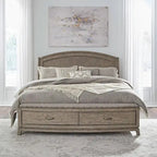 Ensemble de chambre à coucher Avalon en chêne beige bruni avec lit à panneaux et rangement pour lit king size
