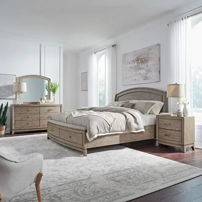 Ensemble de chambre à coucher Avalon en chêne beige bruni avec lit à panneaux et rangement pour lit king size