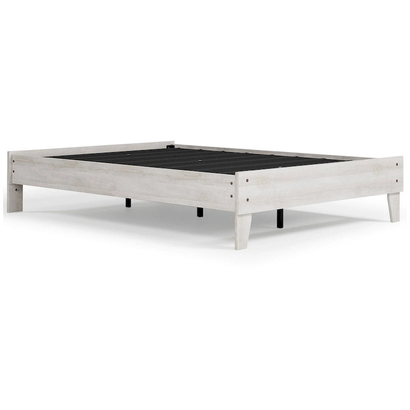 Lit plateforme blanchi Signature Design by Ashley Shawburn avec 2 tables de chevet