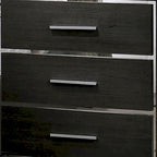 Ensemble de lit, table de chevet et commode 3 pièces gris contemporain Kastela de Furniture of America, avec éclairage LED et ports USB