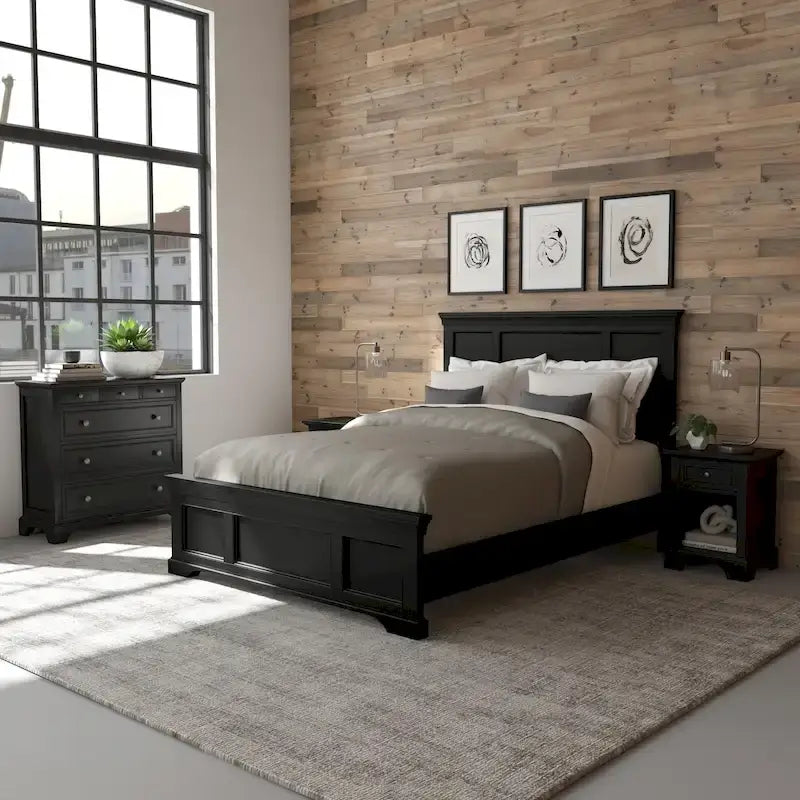 Ensemble lit queen en bois noir Homestyles Bedford 3 pièces, comprenant deux tables de chevet et une commode.