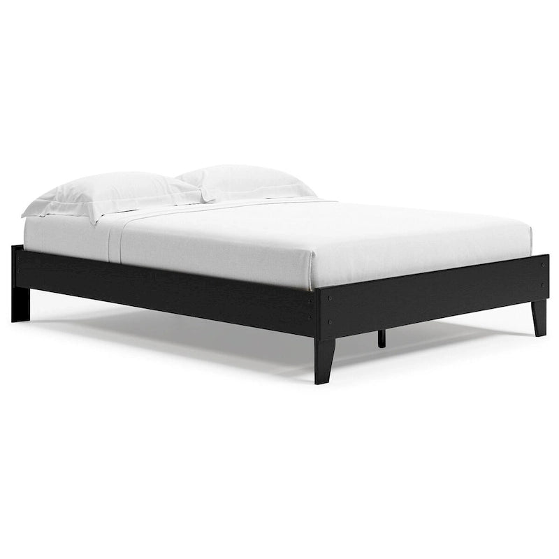 Lit plateforme noir Signature Design by Ashley Finch avec 2 tables de chevet