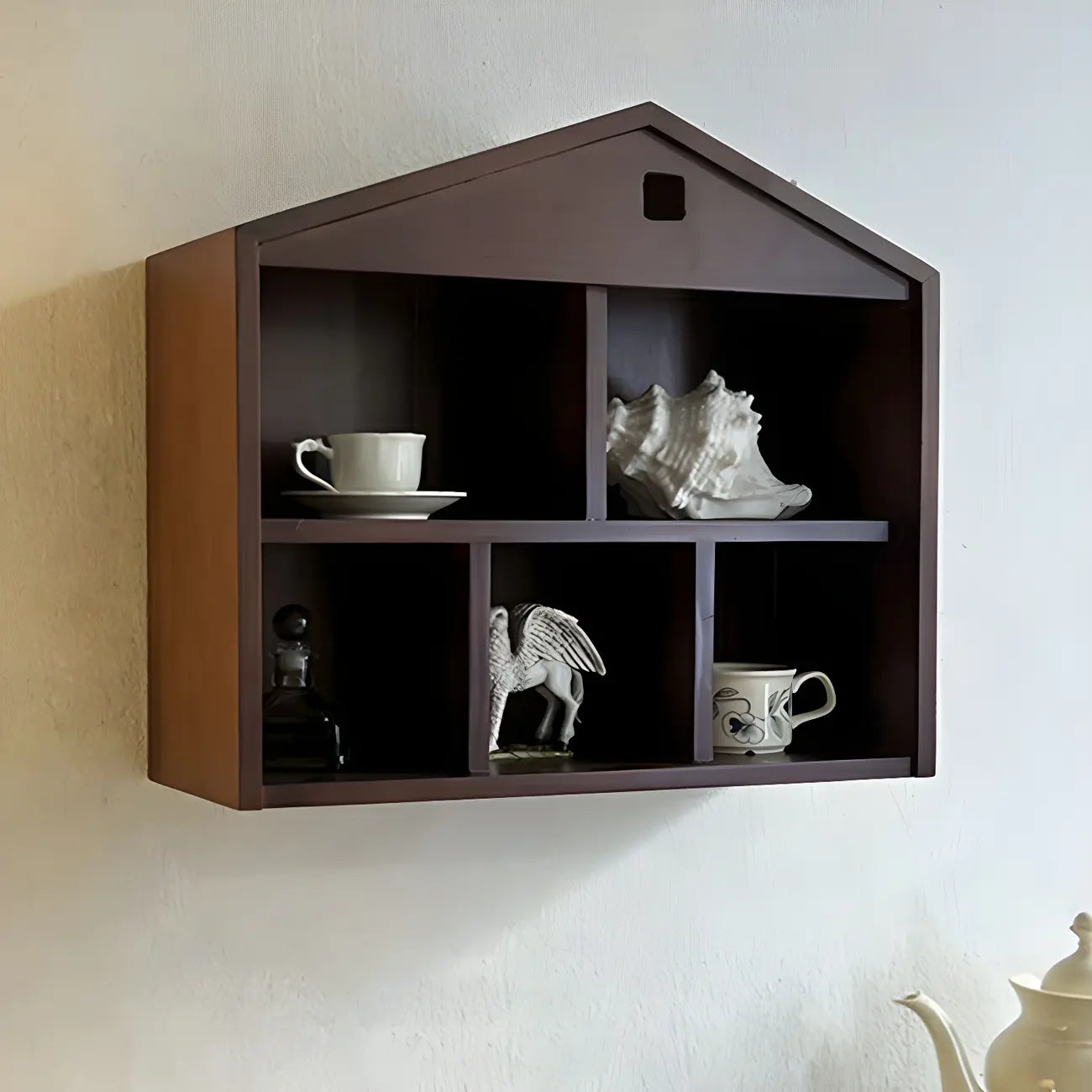 Vitrine flottante en bois à 2 étagères en forme de maison classique