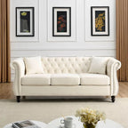 Canapé en velours beige pour salon, canapé 3 places capitonné avec accoudoirs arrondis et clous décoratifs, deux oreillers