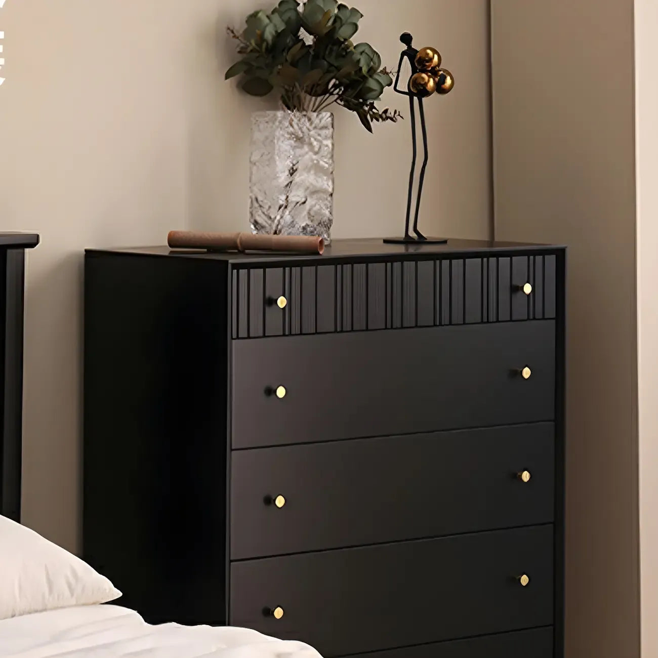 Commode classique en bois noir avec tiroirs pour chambre à coucher