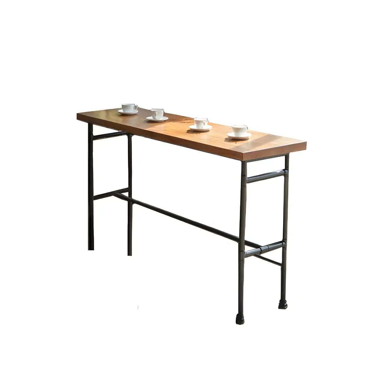 Tables de bar industrielles en bois brun, métal noir et tuyaux d'eau