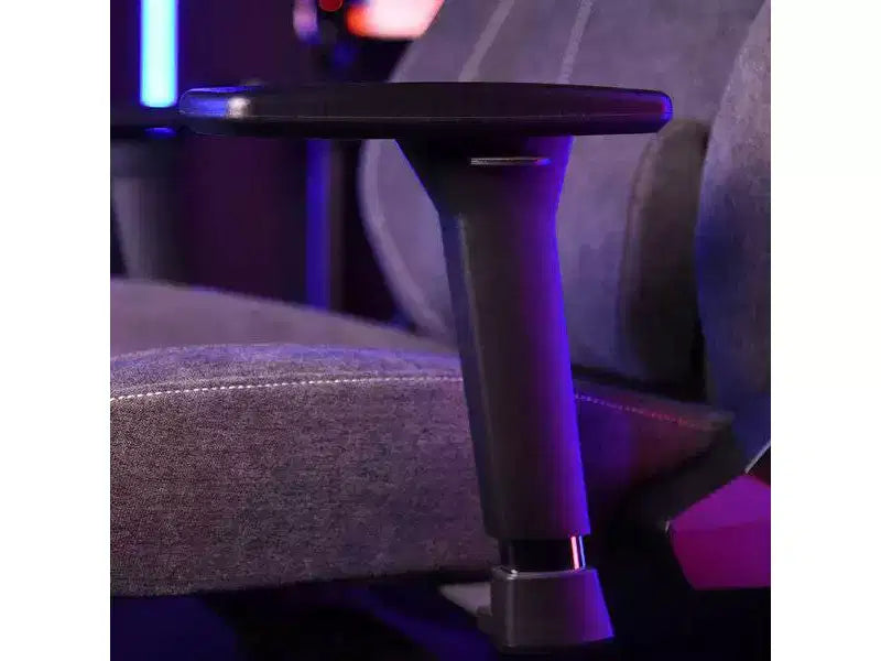 Sedia da ufficio e gaming ergonomica Arozzi Vernazza con reclinazione, rotazione, dondolio, altezza regolabile e supporto lombare e cervicale