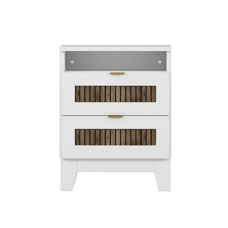 Ensemble de chambre à coucher 4 pièces, lit plateforme de style campagnard Queen avec décoration en lattes de bois, table de chevet de rangement et commode