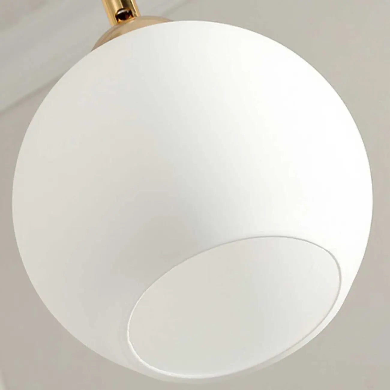 Luminaire sur rail semi-encastré moderne en verre blanc incurvé avec dôme,
