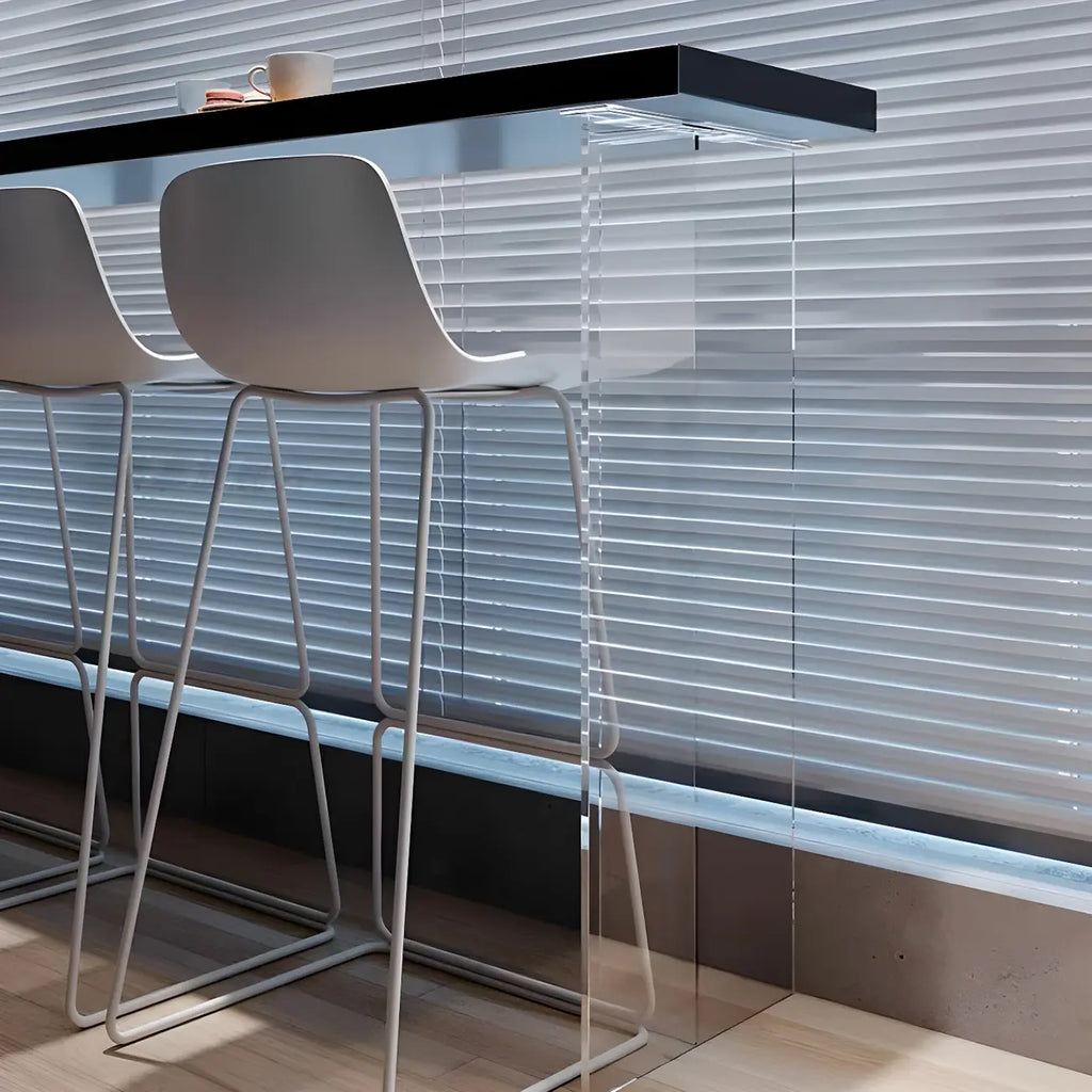 Table de bar minimaliste en bois noir avec base transparente pour cuisine/salle à manger