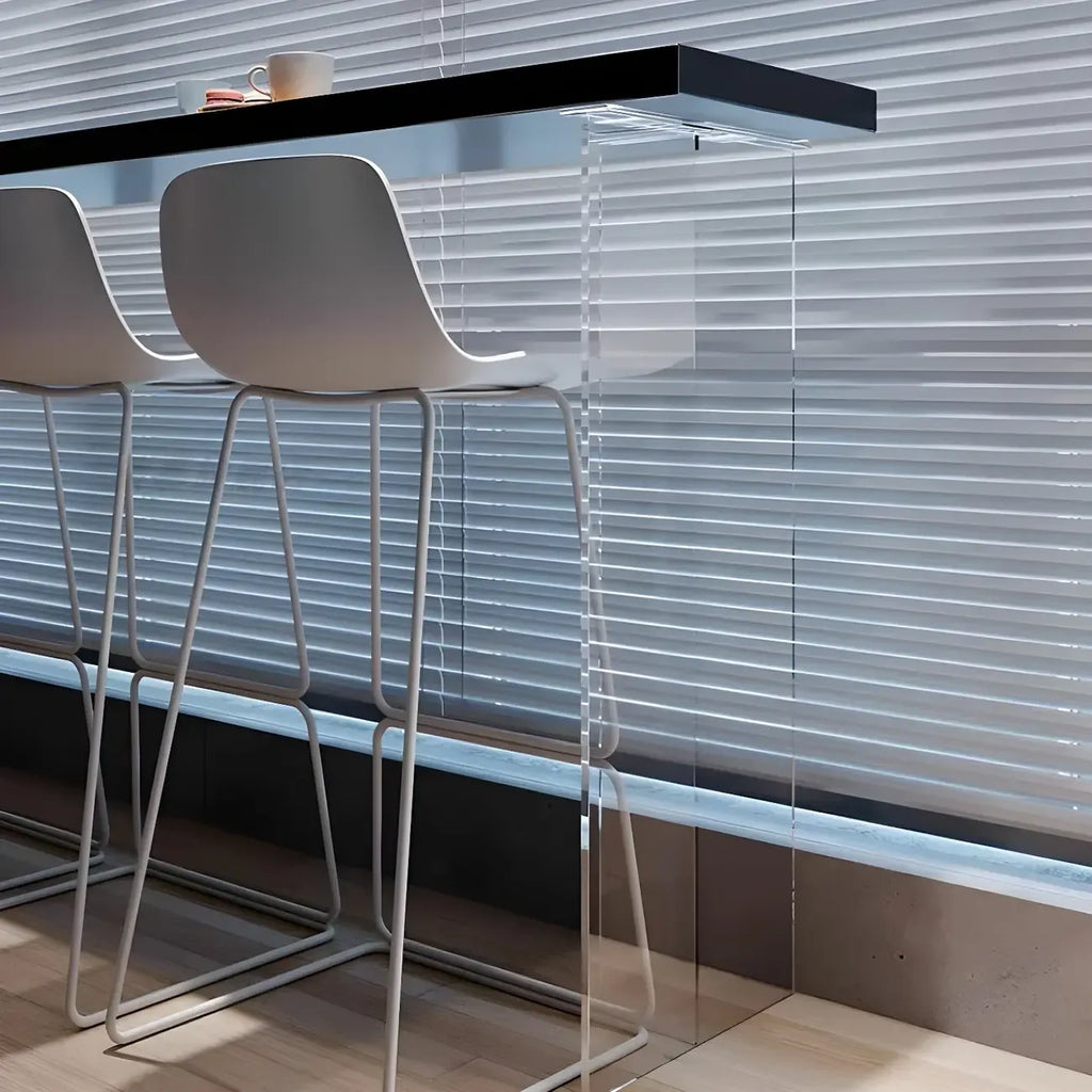 Table de bar minimaliste en bois noir avec base transparente pour cuisine/salle à manger